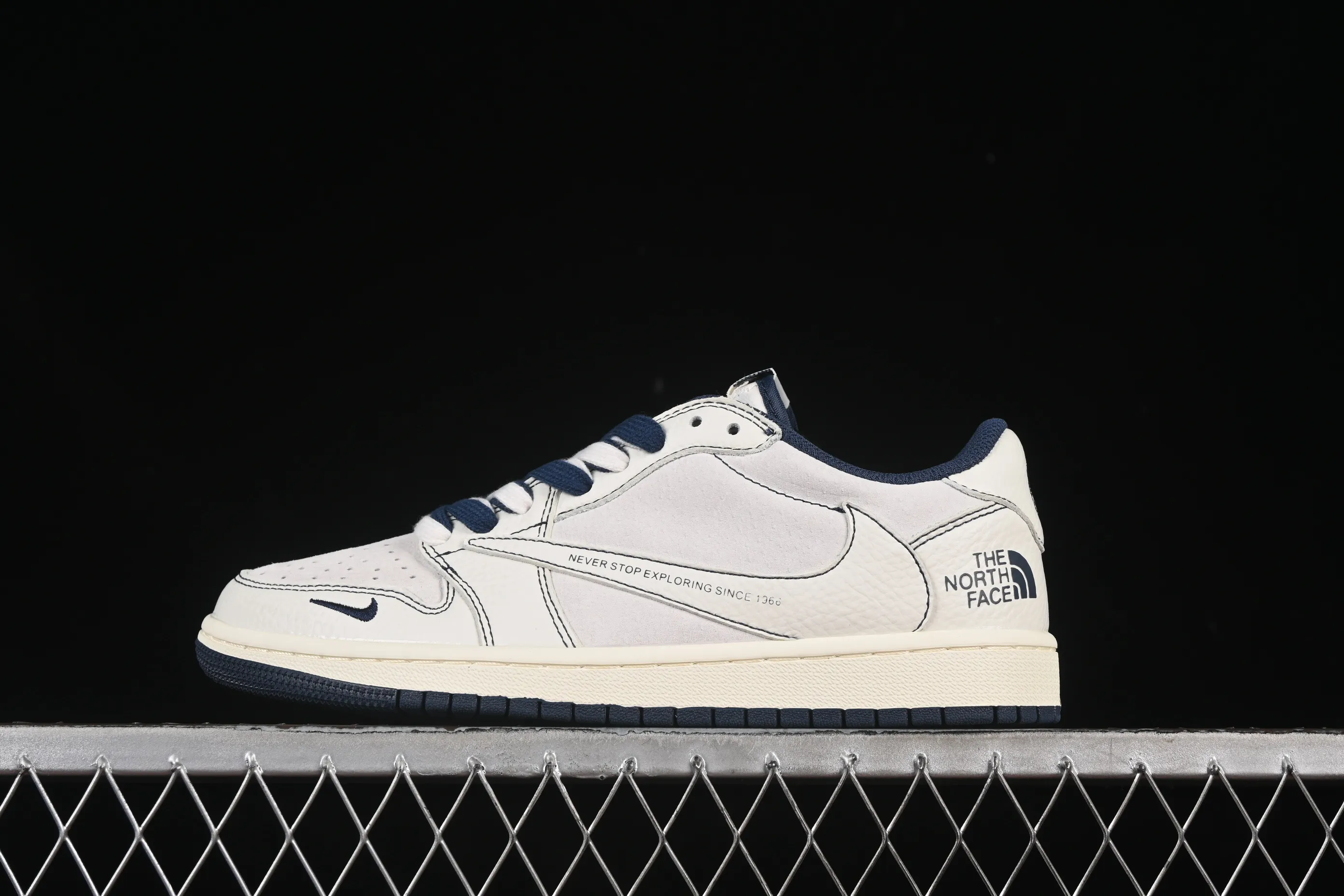 All categories Air Jordan Jordan series basketball shoes Air Jordan 1 Low High-end customized low-top sneakers Travis Scott x Fragment Design x Air Jordan 1 Low OG SP AJ1 North Face joint milk white gray blue bottom low-top cultural casual sneakers XZ5749-001